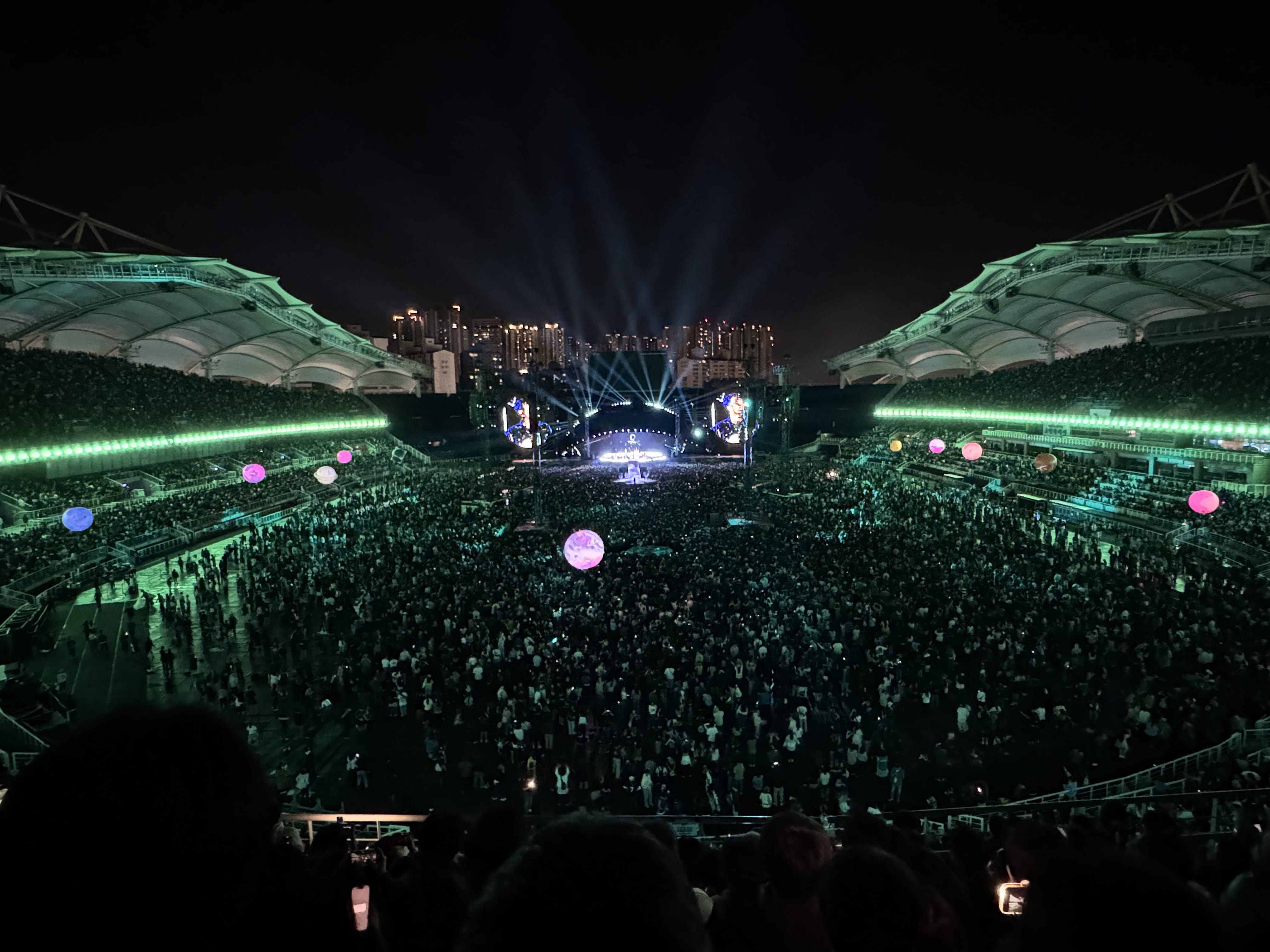 Концерт Coldplay в Сеуле 2025
